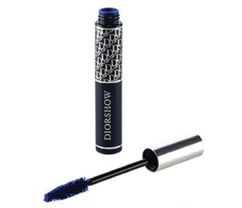 Mascara: Bold colors